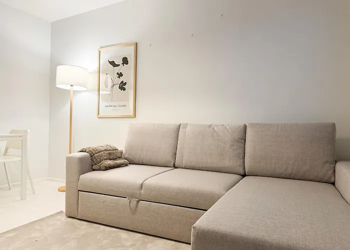 Aurora Central Suite IV